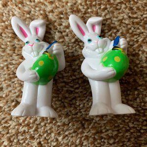 VTG Pair of Topps Easter Bunny Rabbit Figures